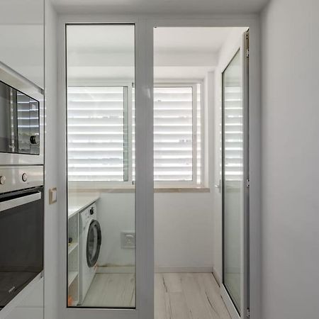 Spacious 3-Bedroom Condo In Lisbona Esterno foto