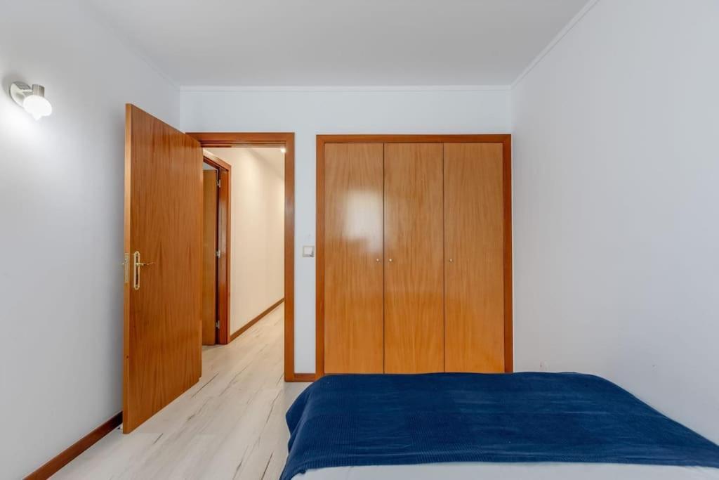 Spacious 3-Bedroom Condo In Lisbona Esterno foto