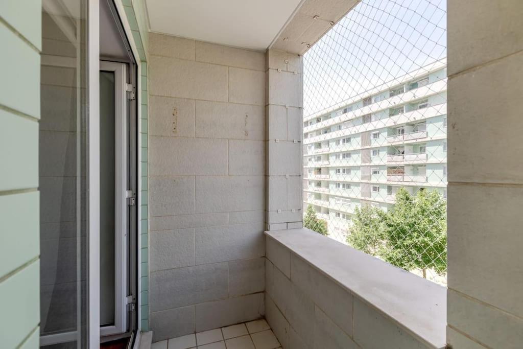 Spacious 3-Bedroom Condo In Lisbona Esterno foto