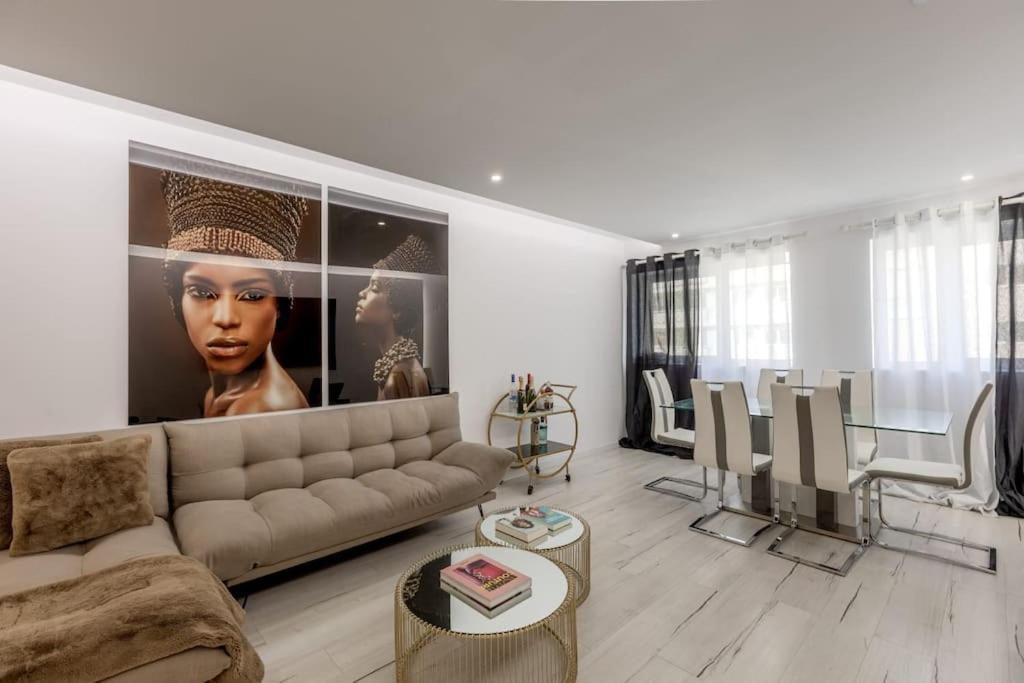 Spacious 3-Bedroom Condo In Lisbona Esterno foto